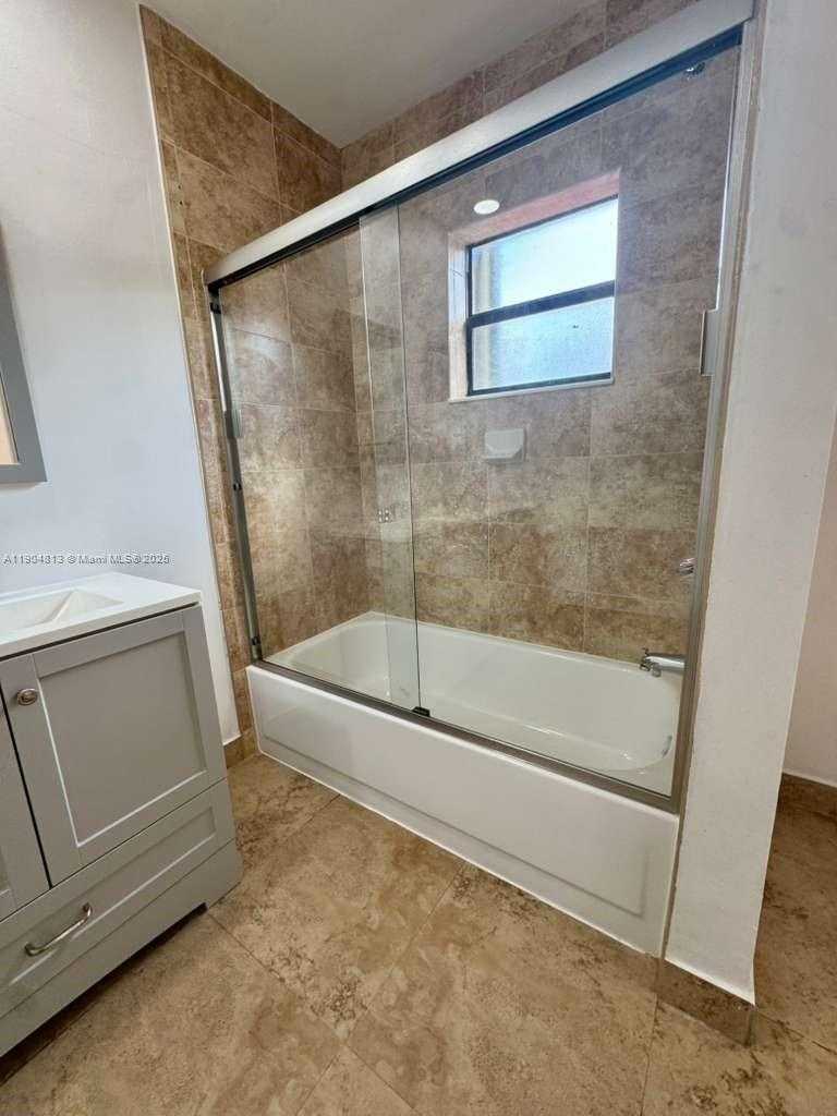 Small Image of 440 SOUTH WEST 88TH CT #440, Miami Number 12