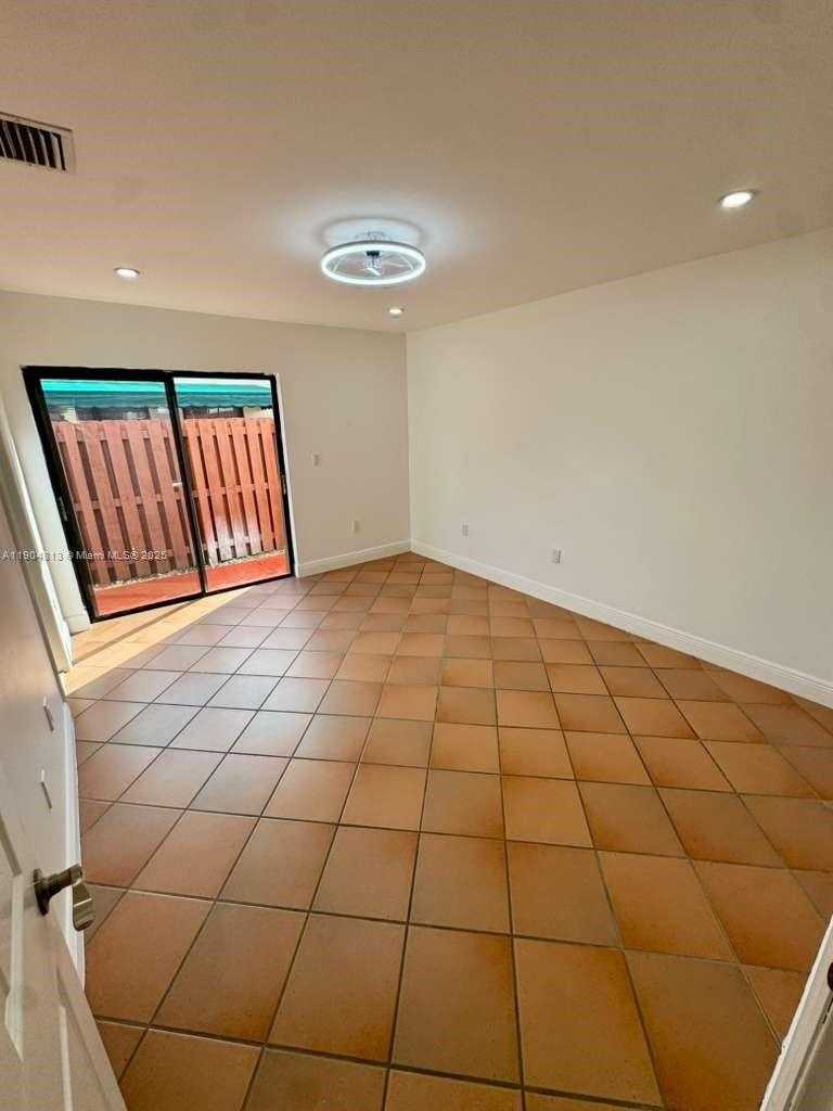 Small Image of 440 SOUTH WEST 88TH CT #440, Miami Number 13