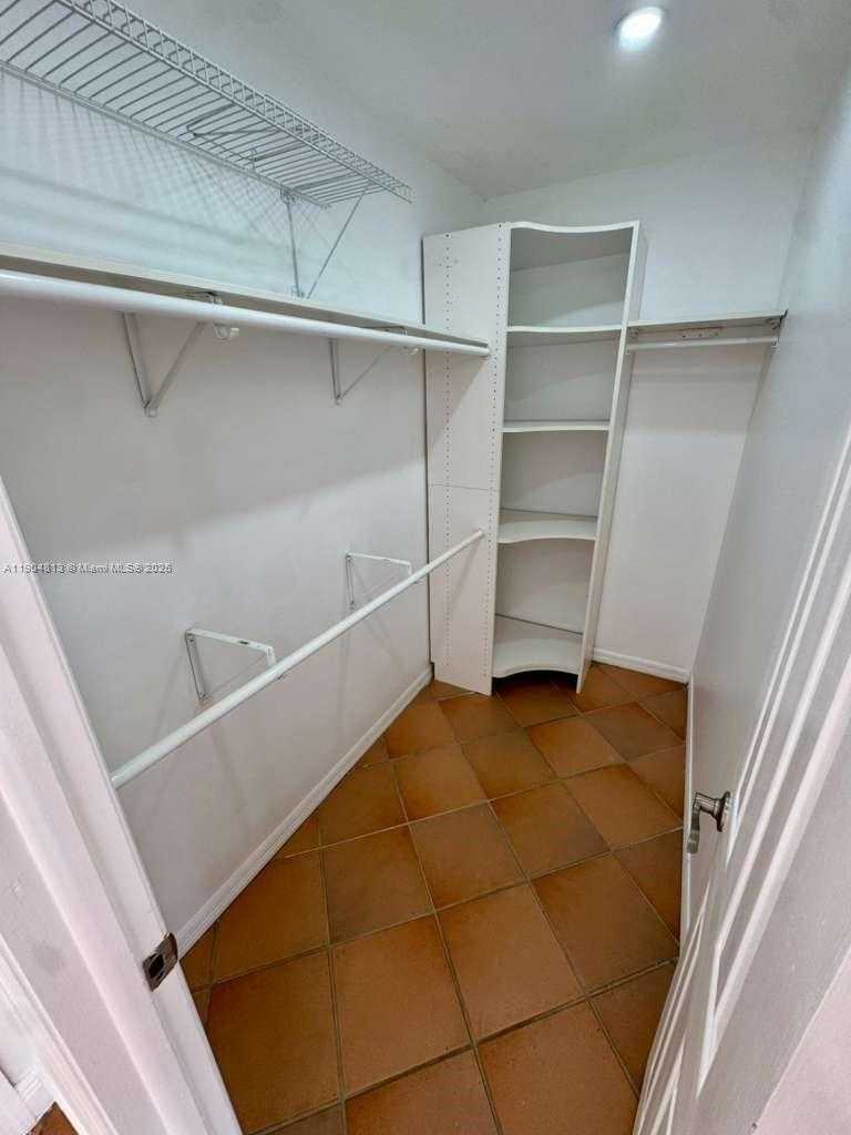 Small Image of 440 SOUTH WEST 88TH CT #440, Miami Number 14