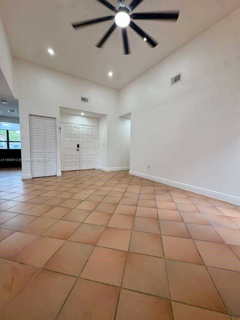 Small Image of 440 SOUTH WEST 88TH CT #440, Miami Number 4