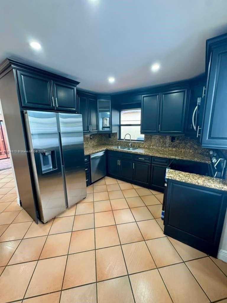 Small Image of 440 SOUTH WEST 88TH CT #440, Miami Number 8