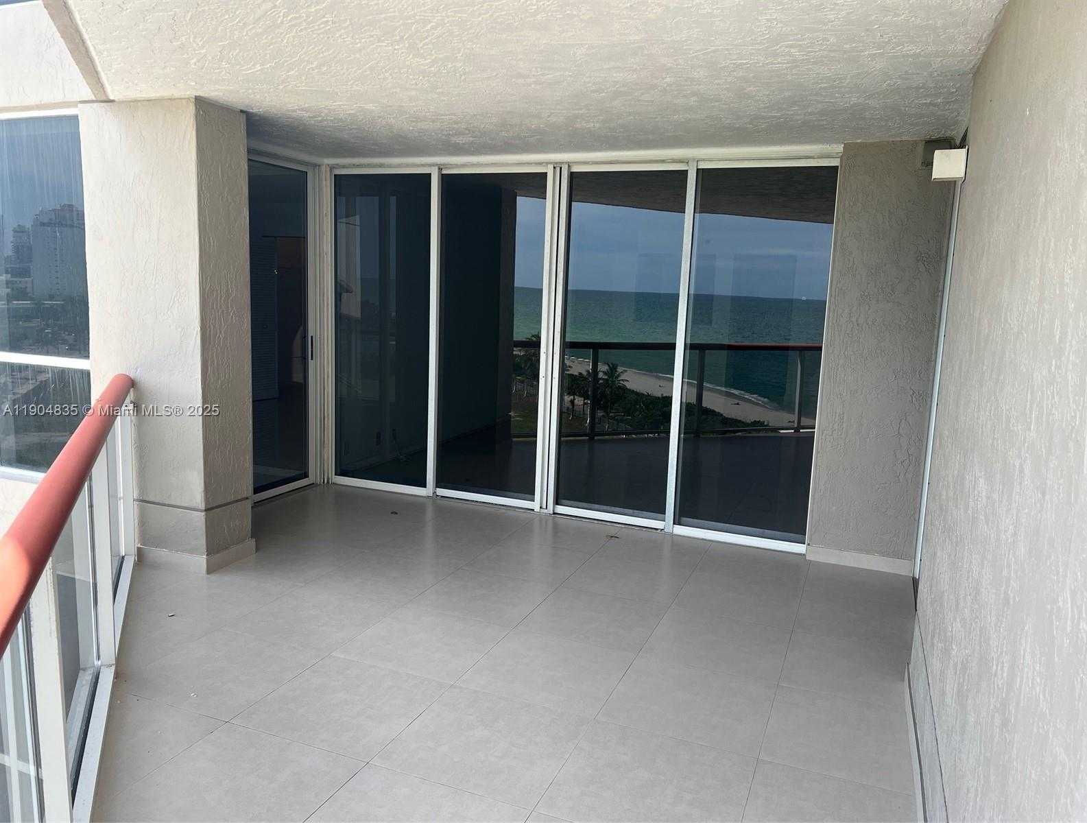 Small Image of 6767 COLLINS AVE #904, Miami Beach Number 4