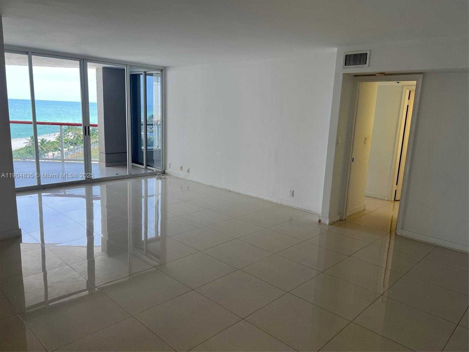 Small Image of 6767 COLLINS AVE #904, Miami Beach Number 7