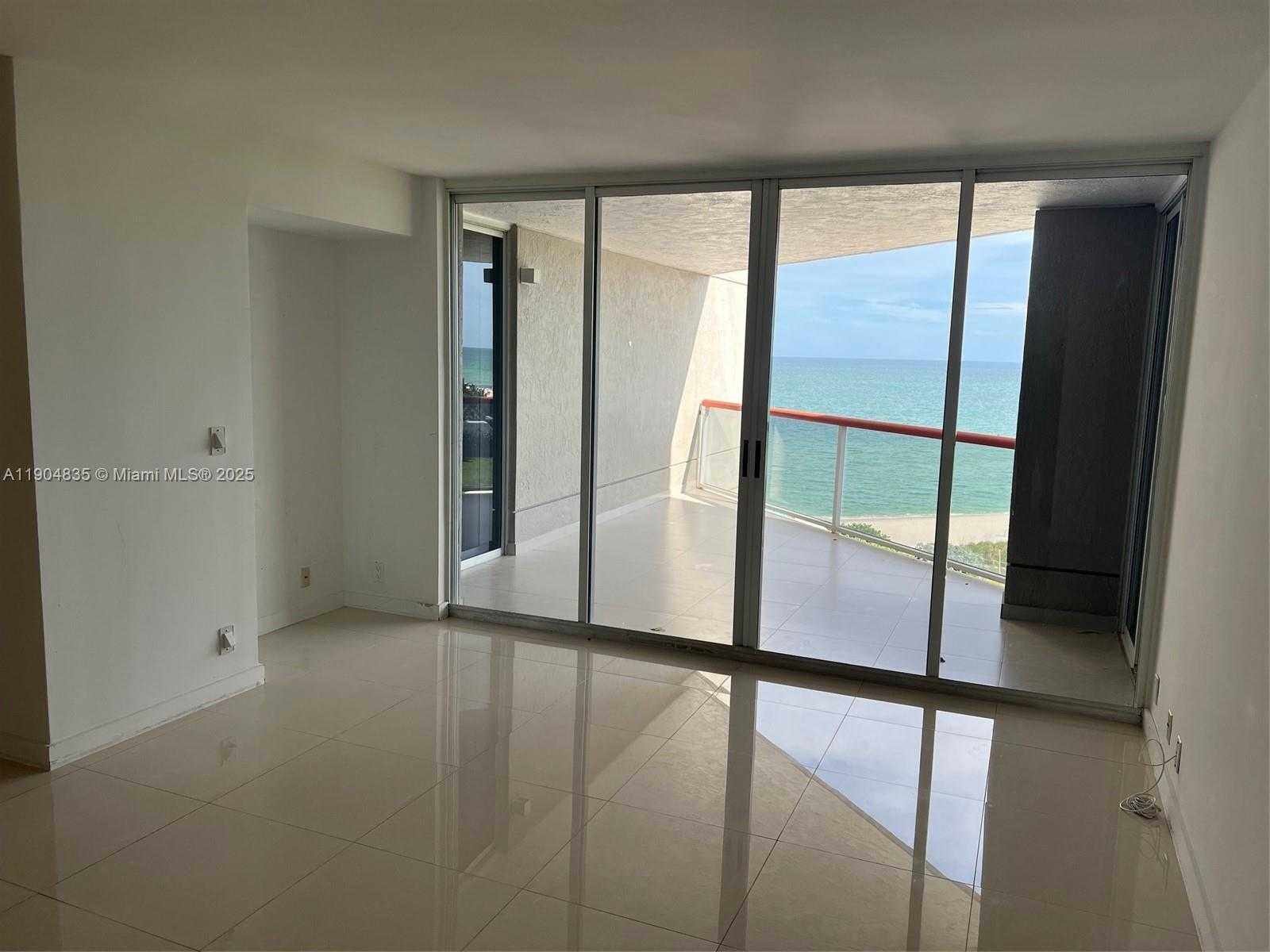 Small Image of 6767 COLLINS AVE #904, Miami Beach Number 8