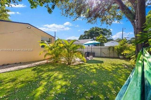 Small Image of 4764 NORTH WEST 11TH AVE, Miami Number 11