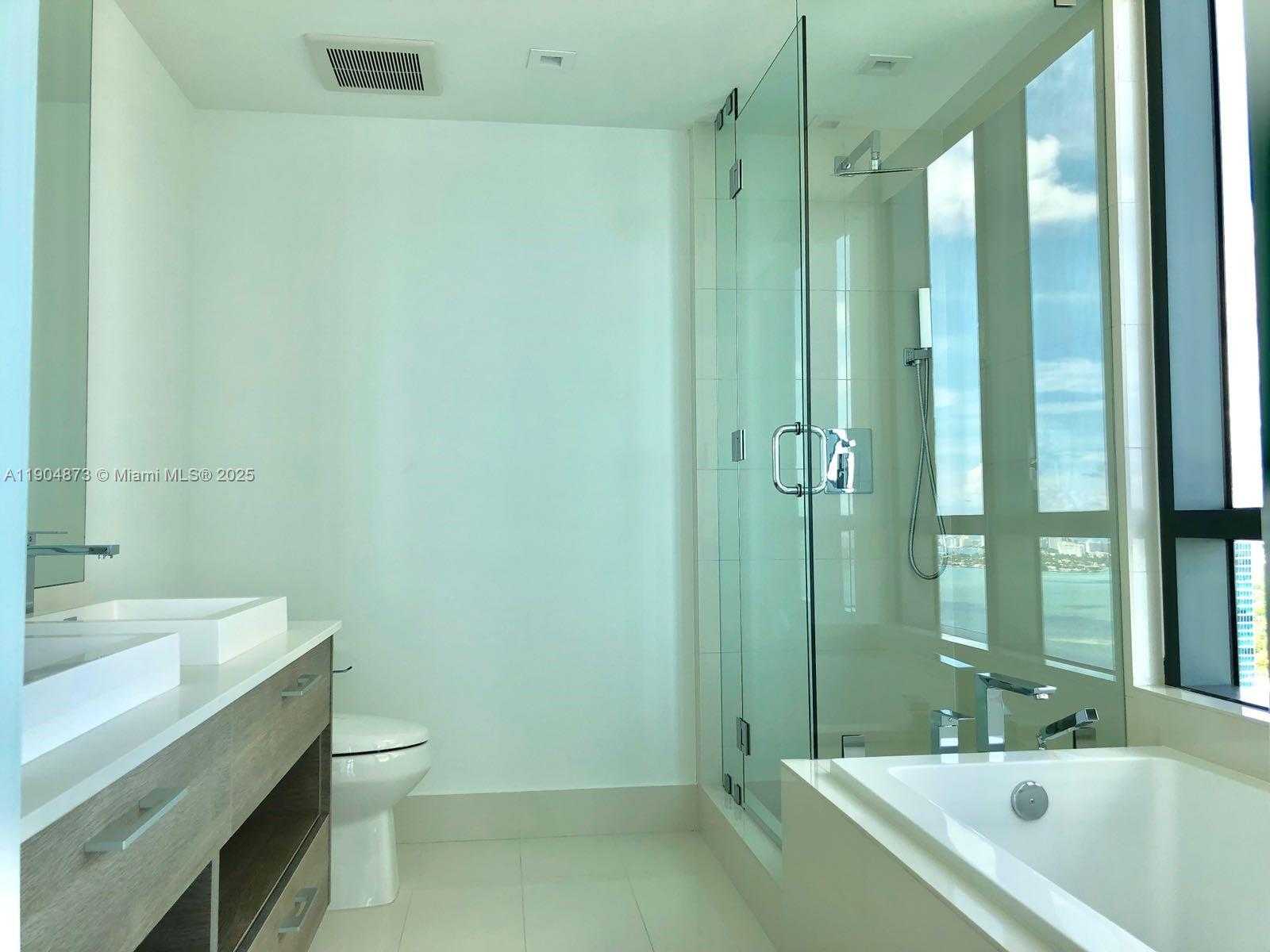 Small Image of 650 NORTH EAST 32 ST #4107, Miami Number 15