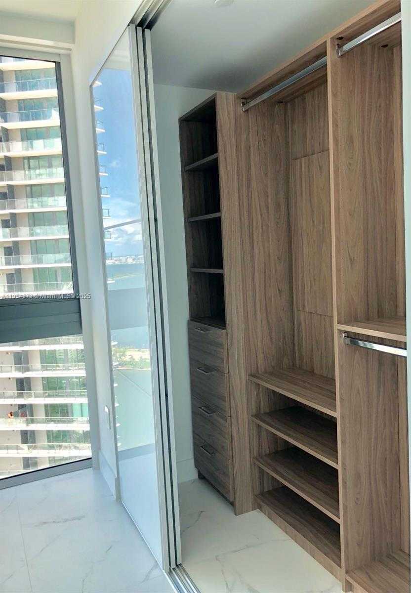 Small Image of 650 NORTH EAST 32 ST #4107, Miami Number 21