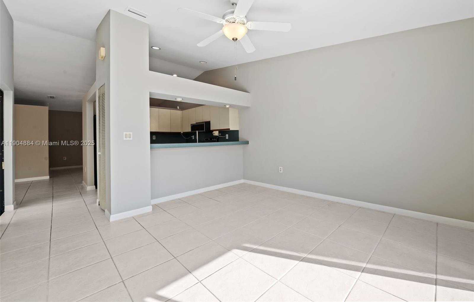 Small Image of 6654 NORTH WEST 173RD LN, Hialeah Number 11