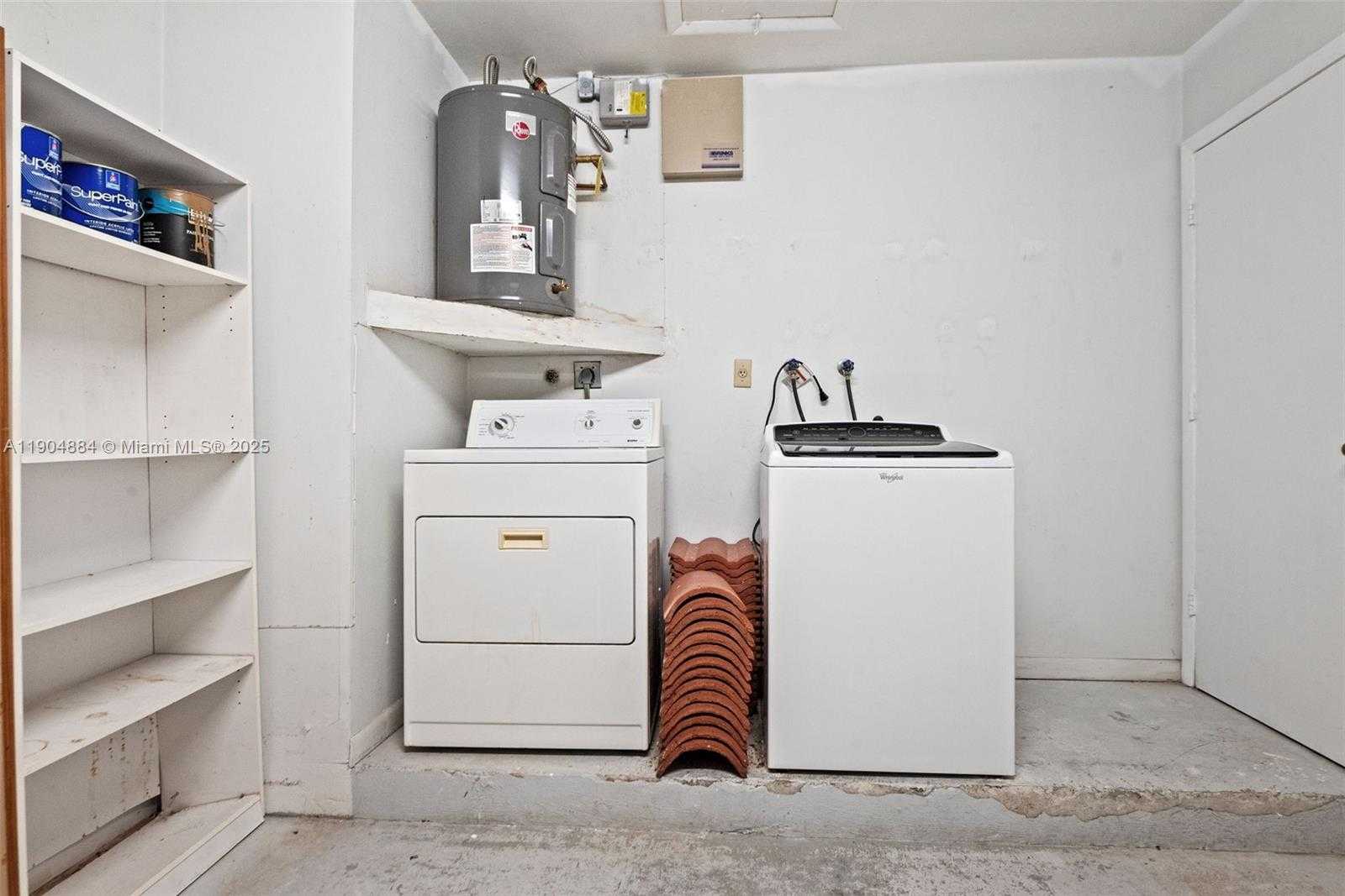 Small Image of 6654 NORTH WEST 173RD LN, Hialeah Number 24