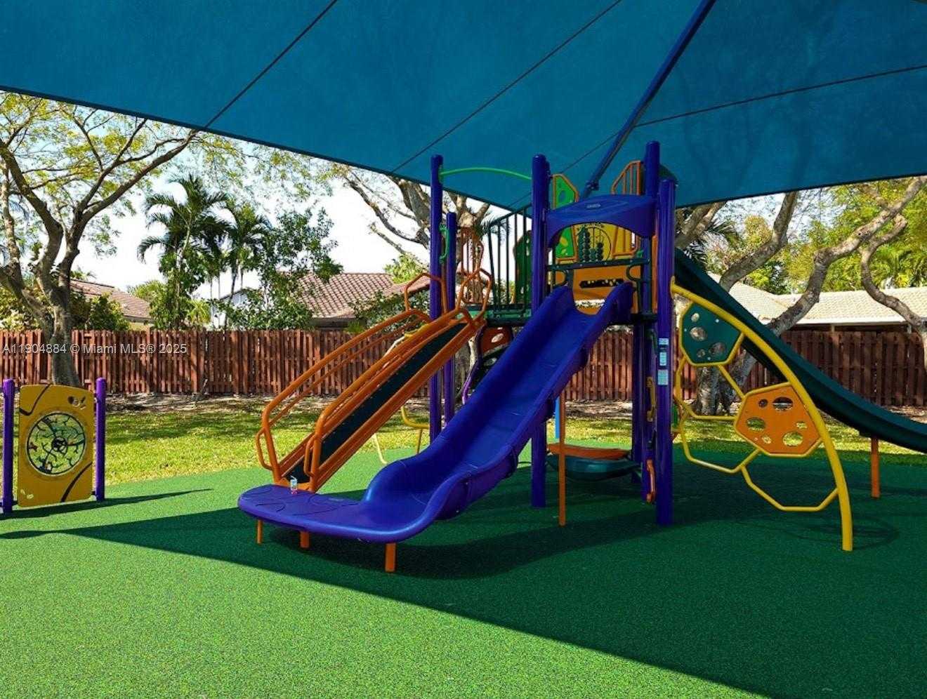 Small Image of 6654 NORTH WEST 173RD LN, Hialeah Number 33