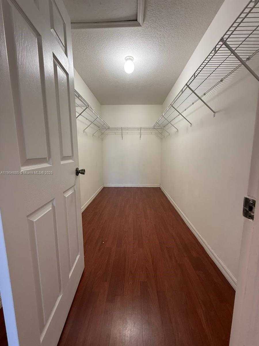 Small Image of 9032 SOUTH WEST 208TH TER #9032, Cutler Bay Number 28