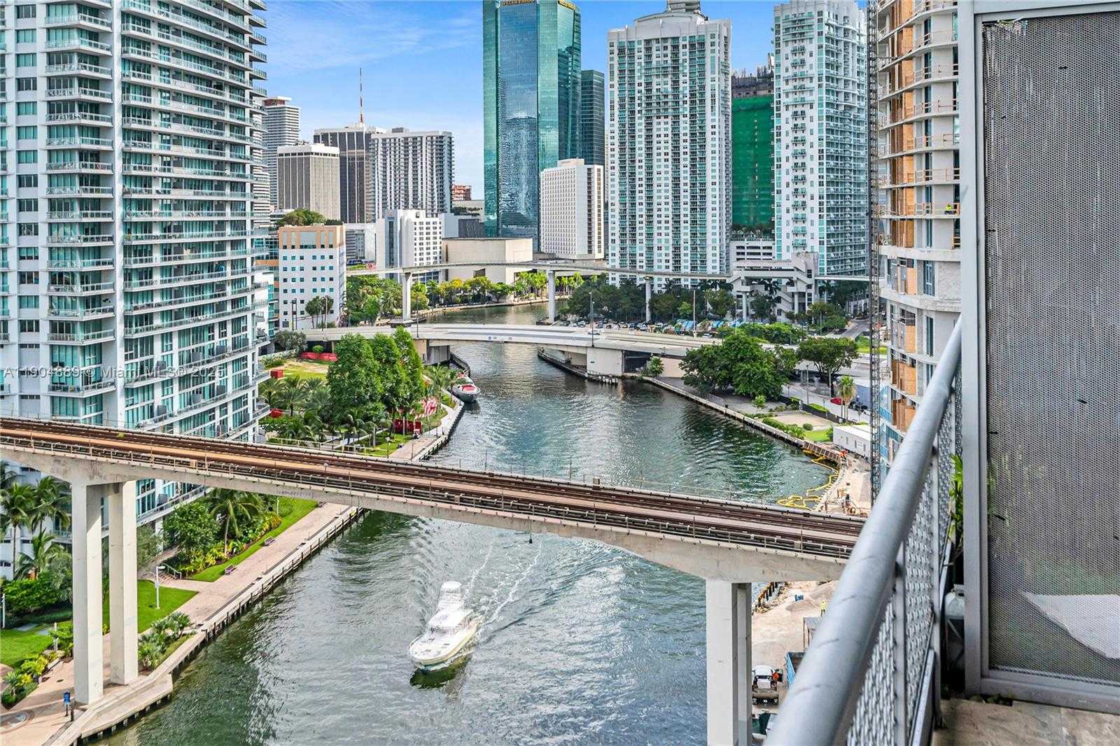 Small Image of 690 SOUTH WEST 1ST CT #1713, Miami Number 10