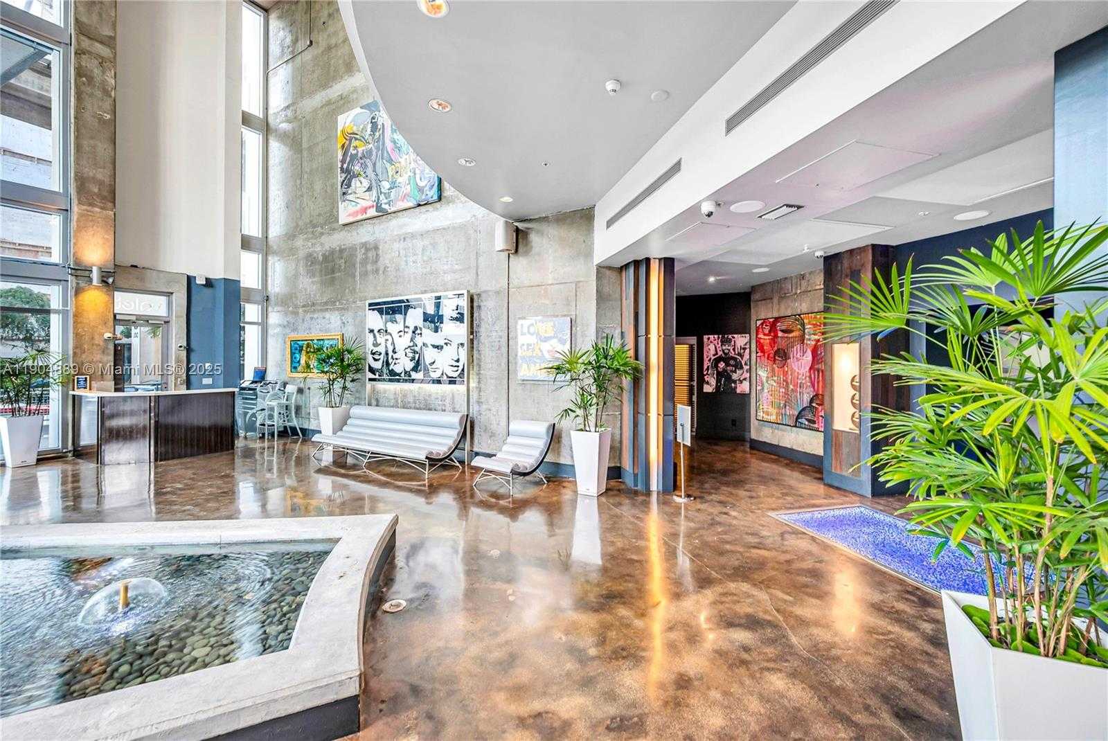 Small Image of 690 SOUTH WEST 1ST CT #1713, Miami Number 33