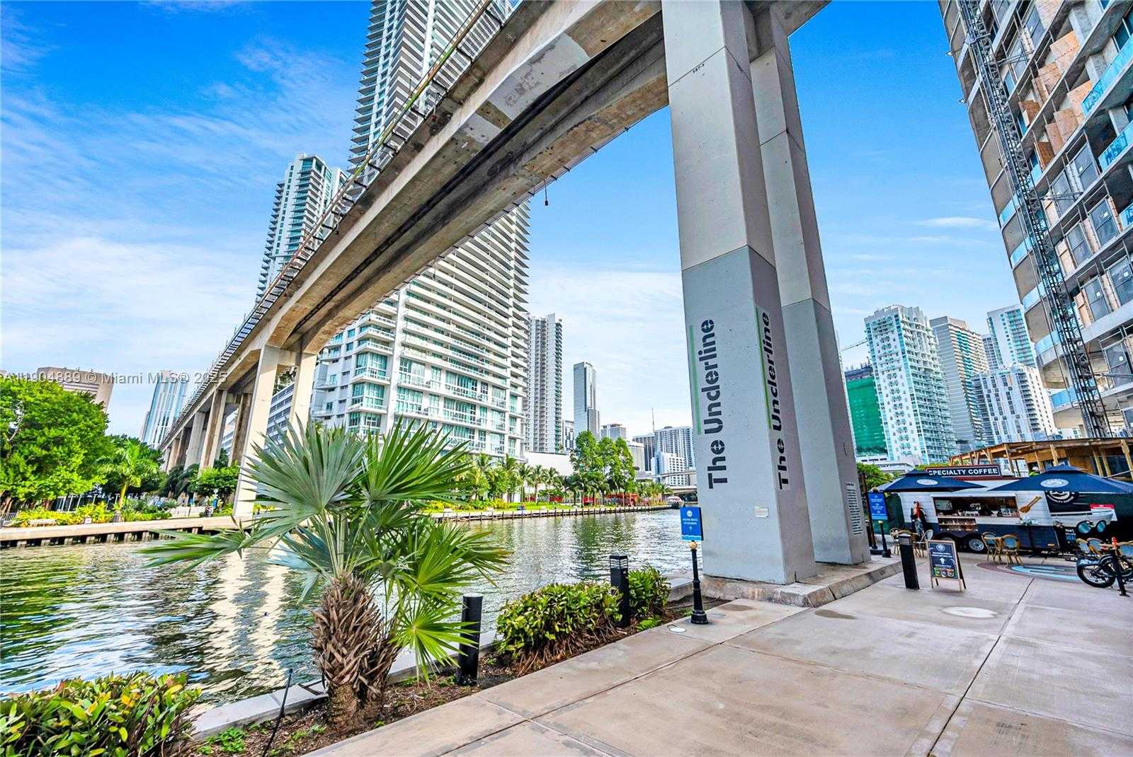 Small Image of 690 SOUTH WEST 1ST CT #1713, Miami Number 42