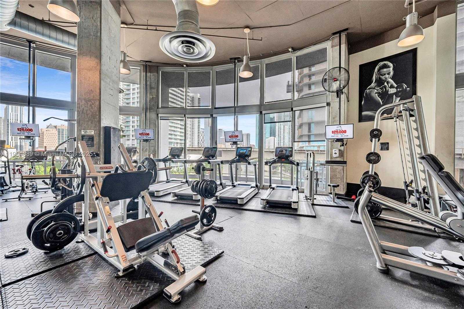 Small Image of 690 SOUTH WEST 1ST CT #1713, Miami Number 45