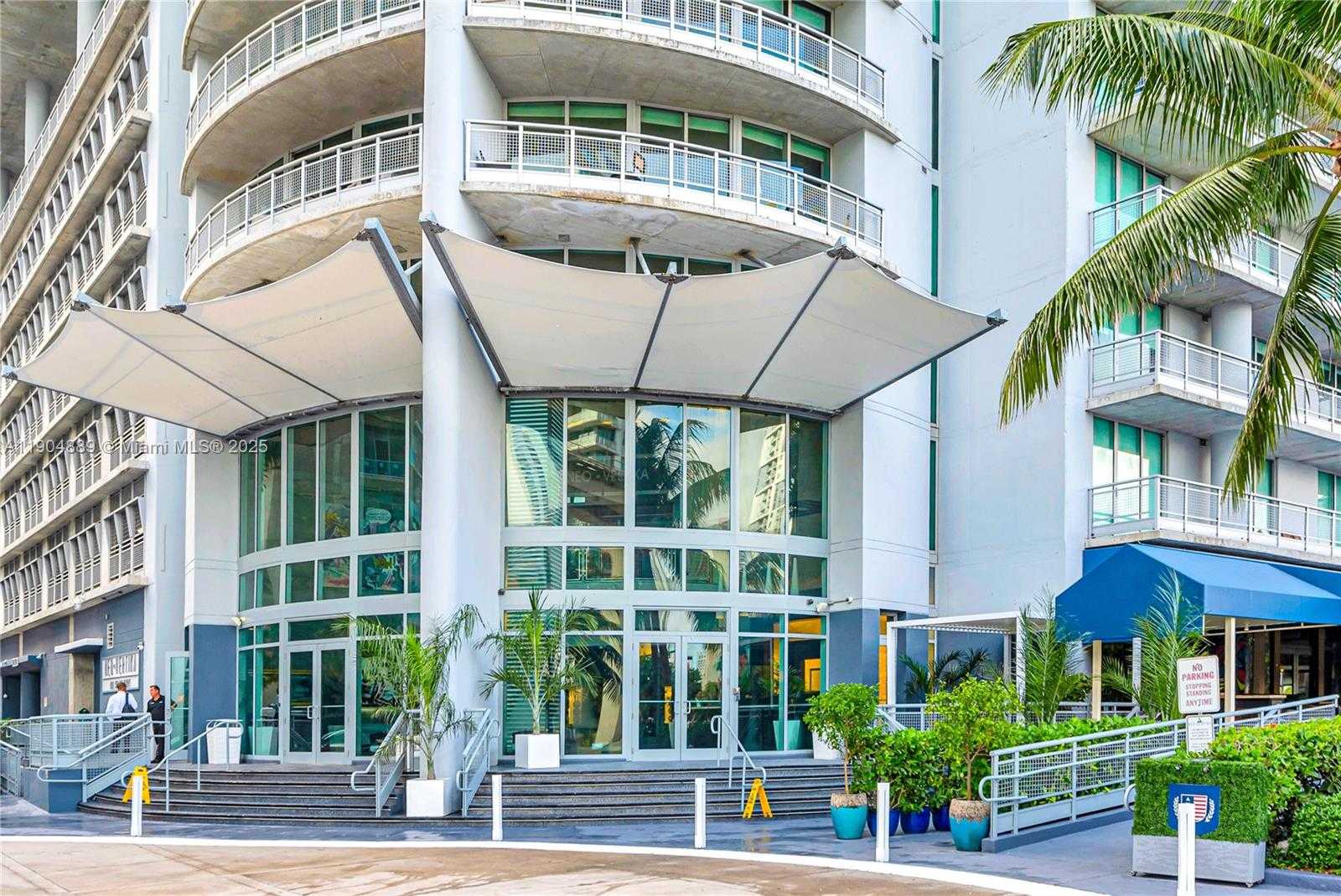 Small Image of 690 SOUTH WEST 1ST CT #1713, Miami Number 55