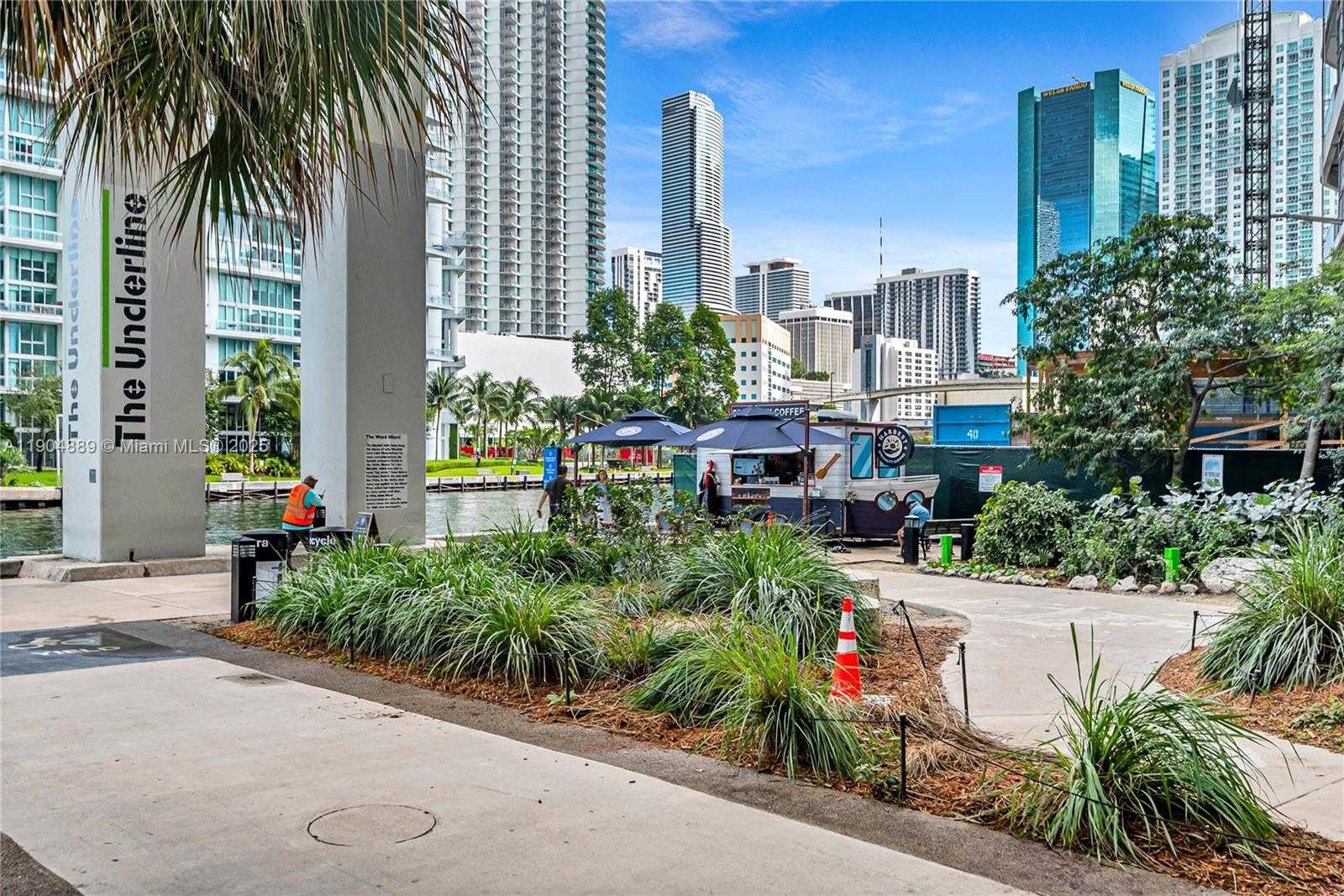 Small Image of 690 SOUTH WEST 1ST CT #1713, Miami Number 58