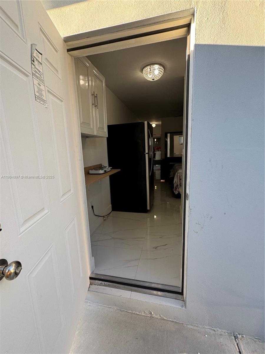 Small Image of 19035 NORTH WEST 11TH CT #10935, Miami Gardens Number 9