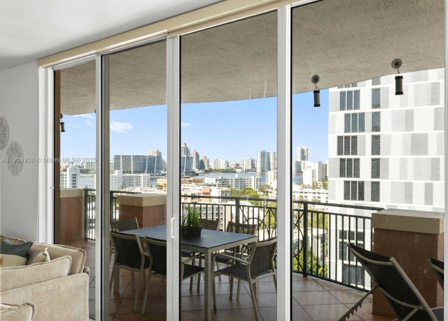 Small Image of 17555 ATLANTIC BLVD #PH7, Sunny Isles Beach Number 15