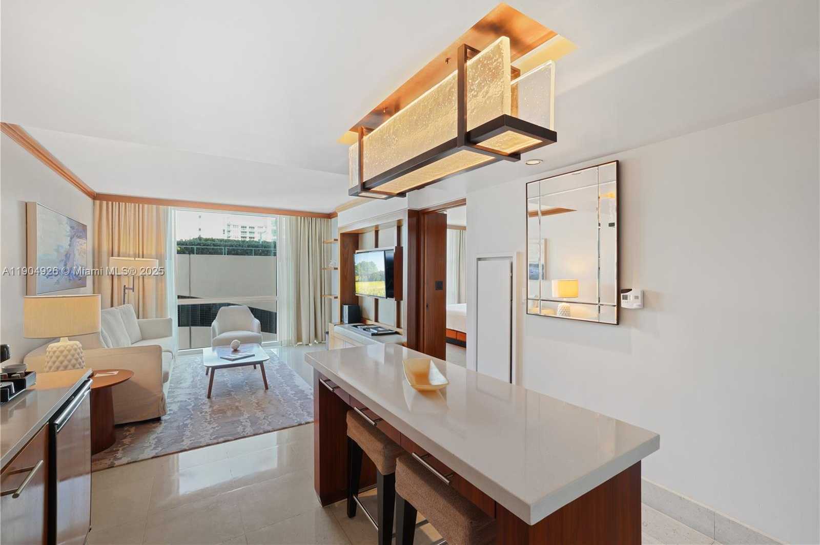 Small Image of 6801 COLLINS AVE #517, Miami Beach Number 4