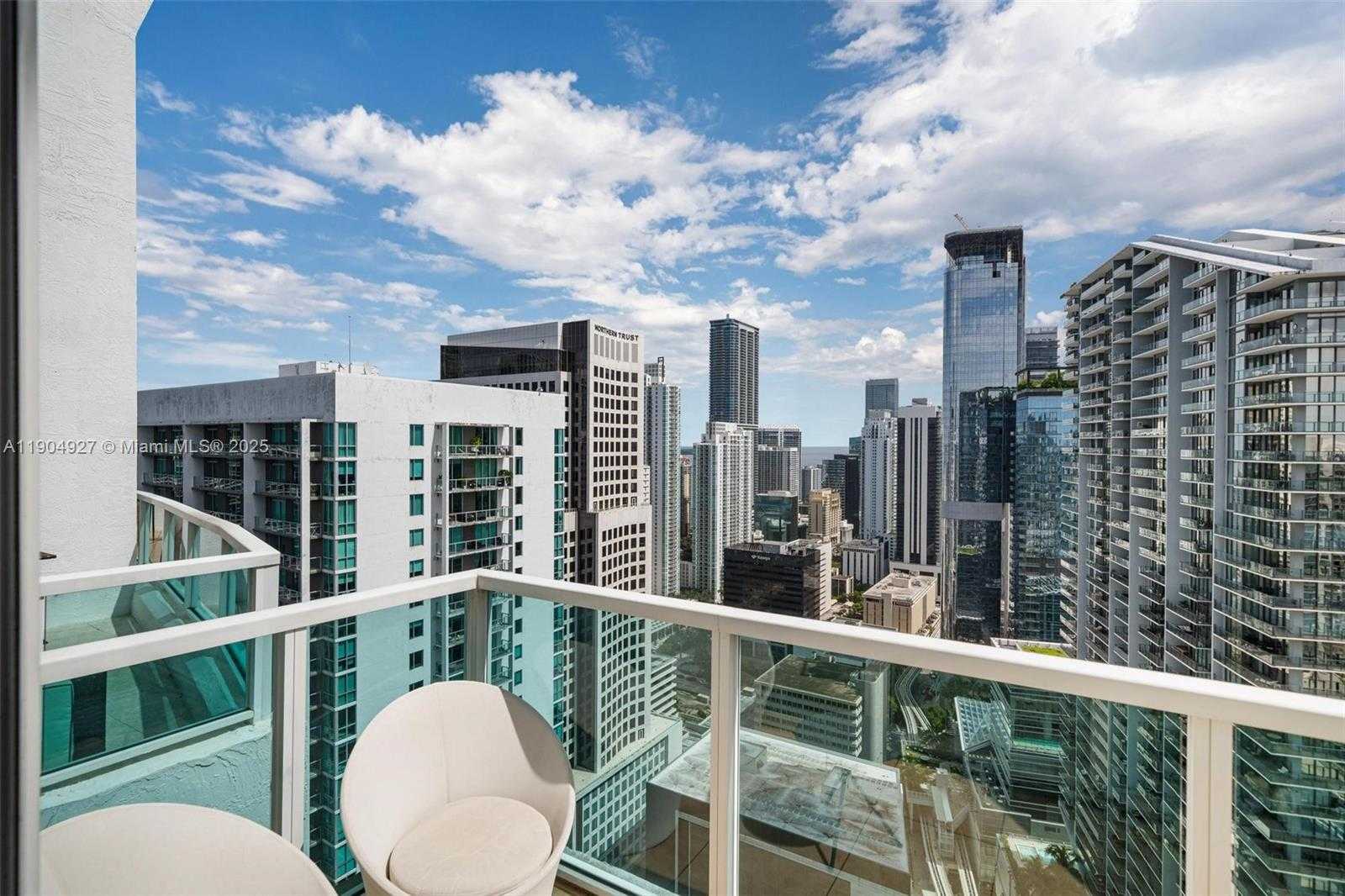 Small Image of 41 SOUTH EAST 5TH ST #2414, Miami Number 15