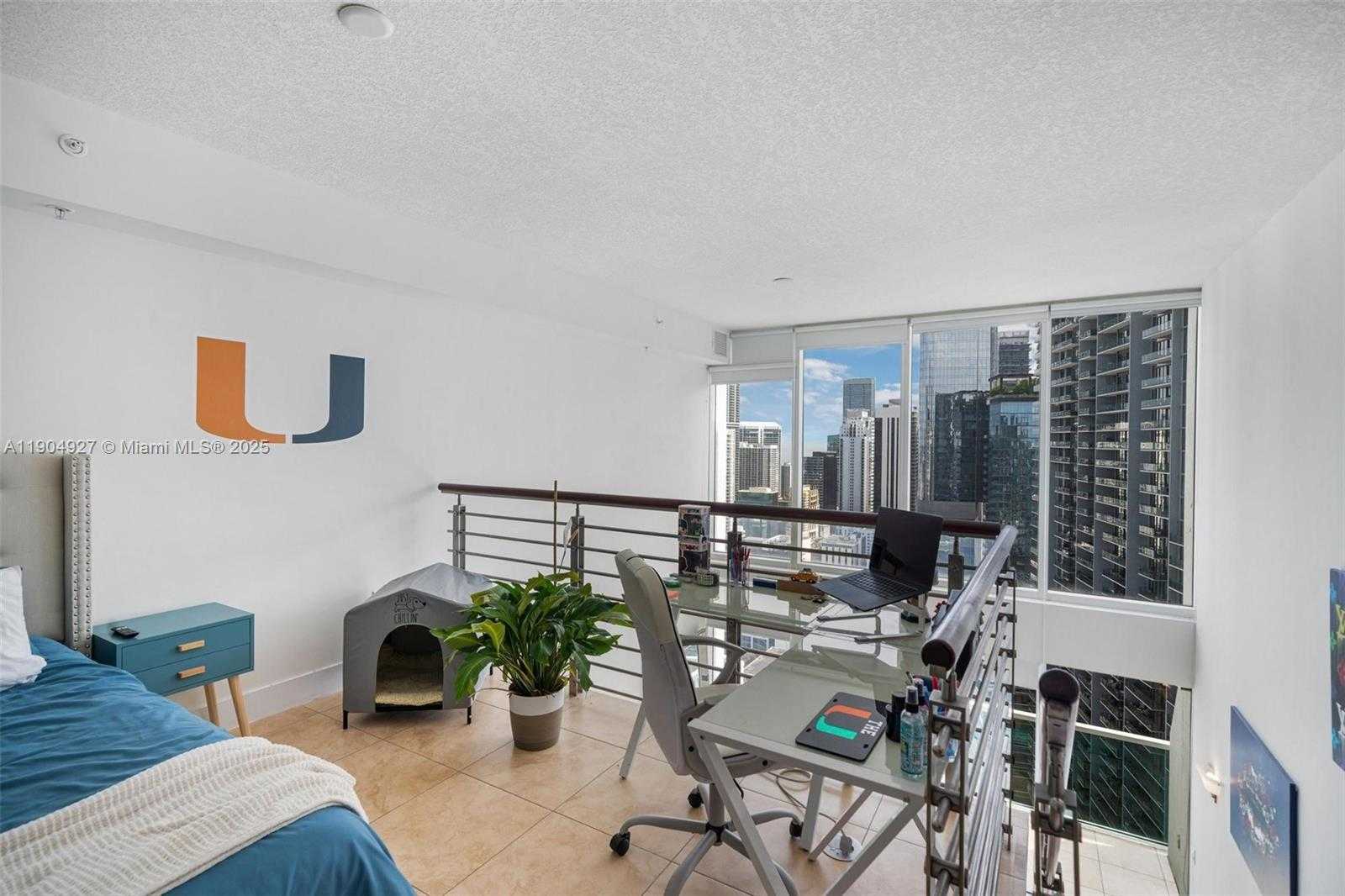 Small Image of 41 SOUTH EAST 5TH ST #2414, Miami Number 26