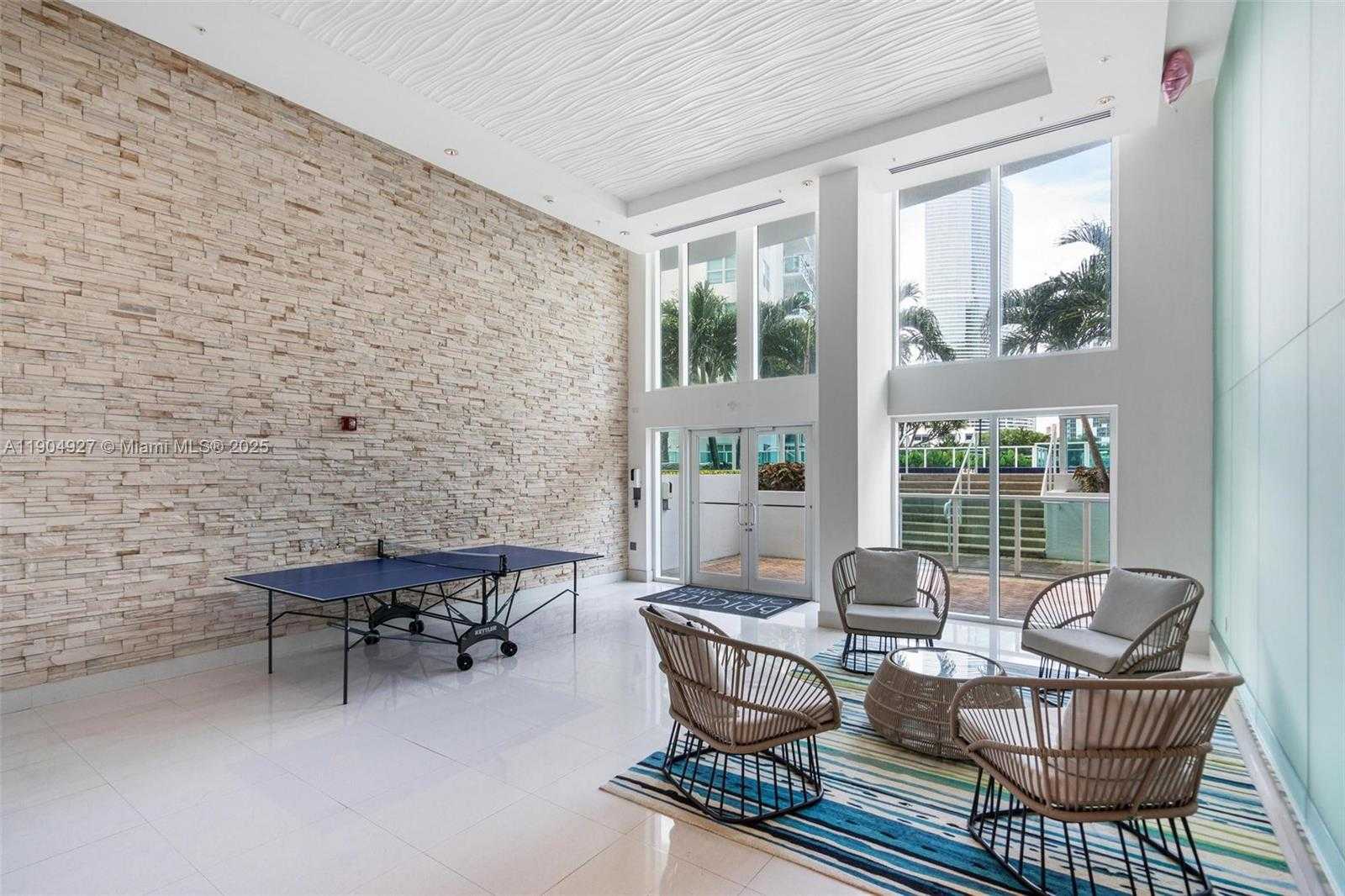 Small Image of 41 SOUTH EAST 5TH ST #2414, Miami Number 37