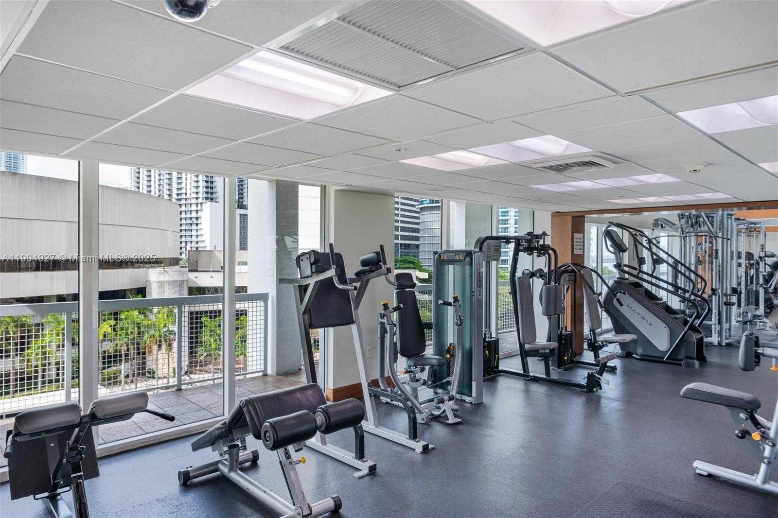 Small Image of 41 SOUTH EAST 5TH ST #2414, Miami Number 46