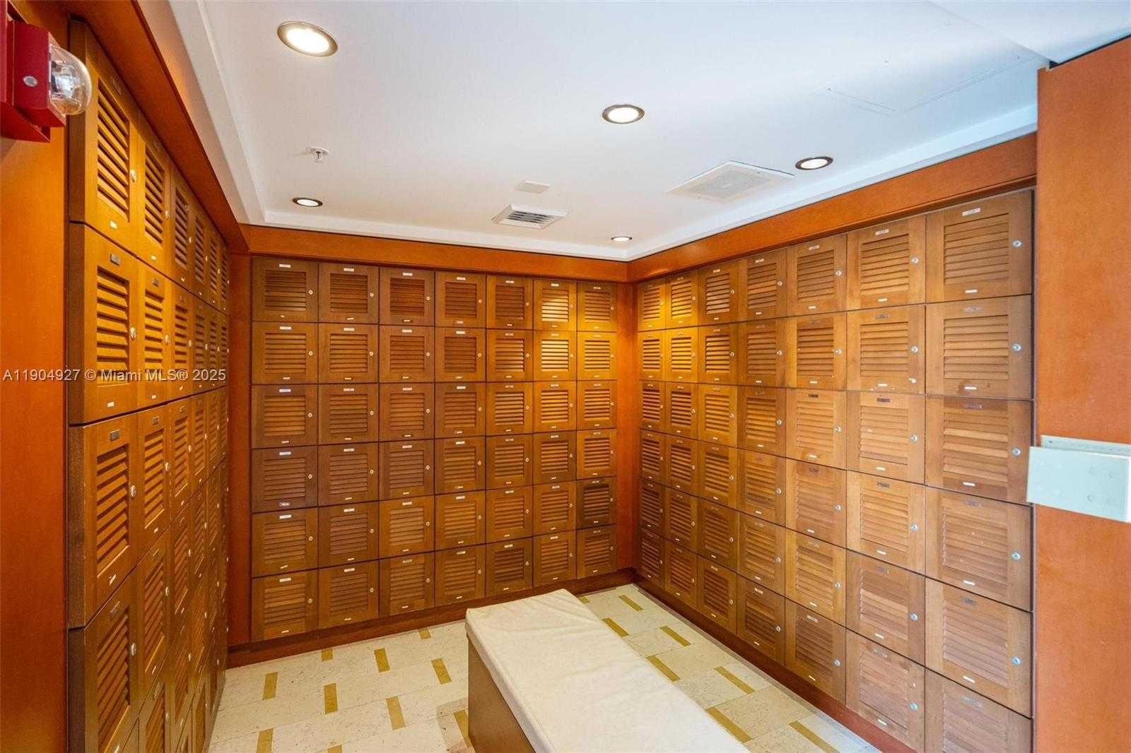 Small Image of 41 SOUTH EAST 5TH ST #2414, Miami Number 51