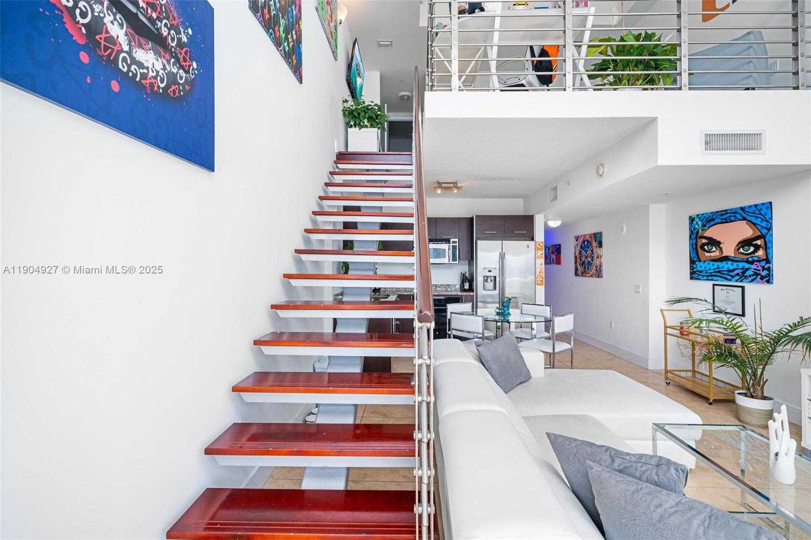 Small Image of 41 SOUTH EAST 5TH ST #2414, Miami Number 8