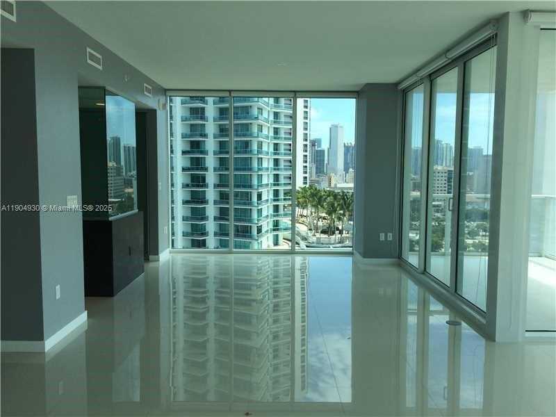 Small Image of 1040 BISCAYNE BLVD #1707, Miami Number 5