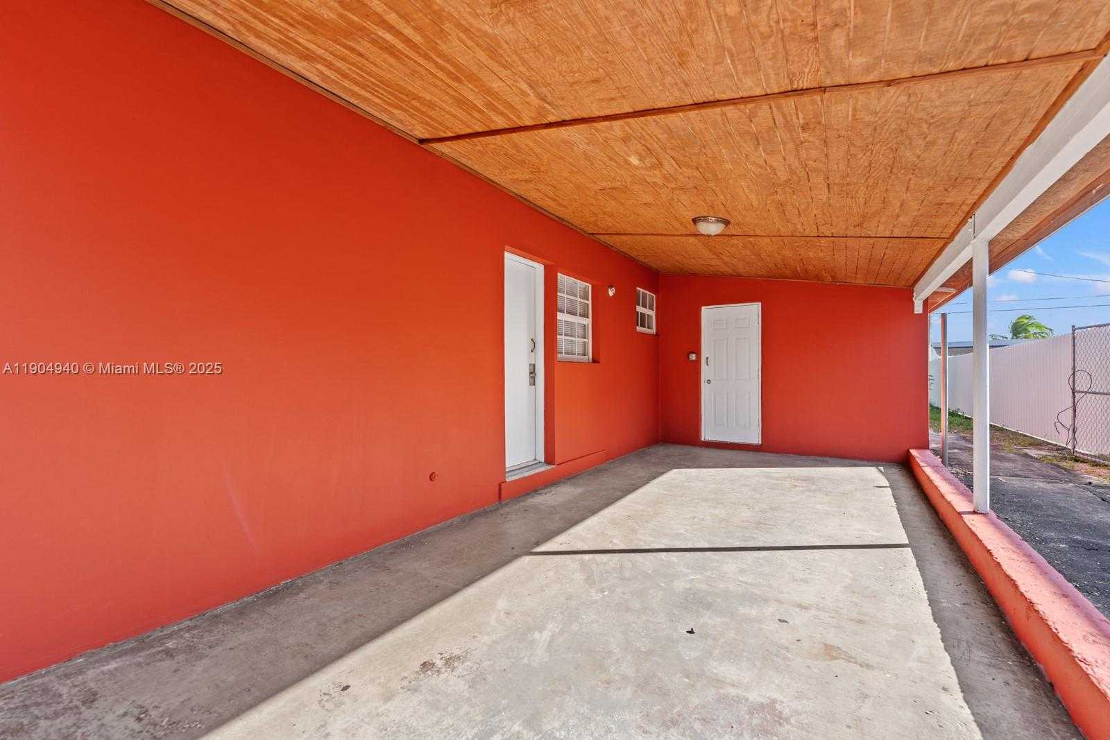 Small Image of 150 EAST 12TH ST, Hialeah Number 4