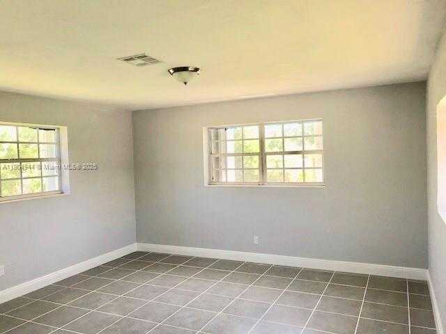 Small Image of 20560 SOUTH WEST 113TH RD, Miami Number 9