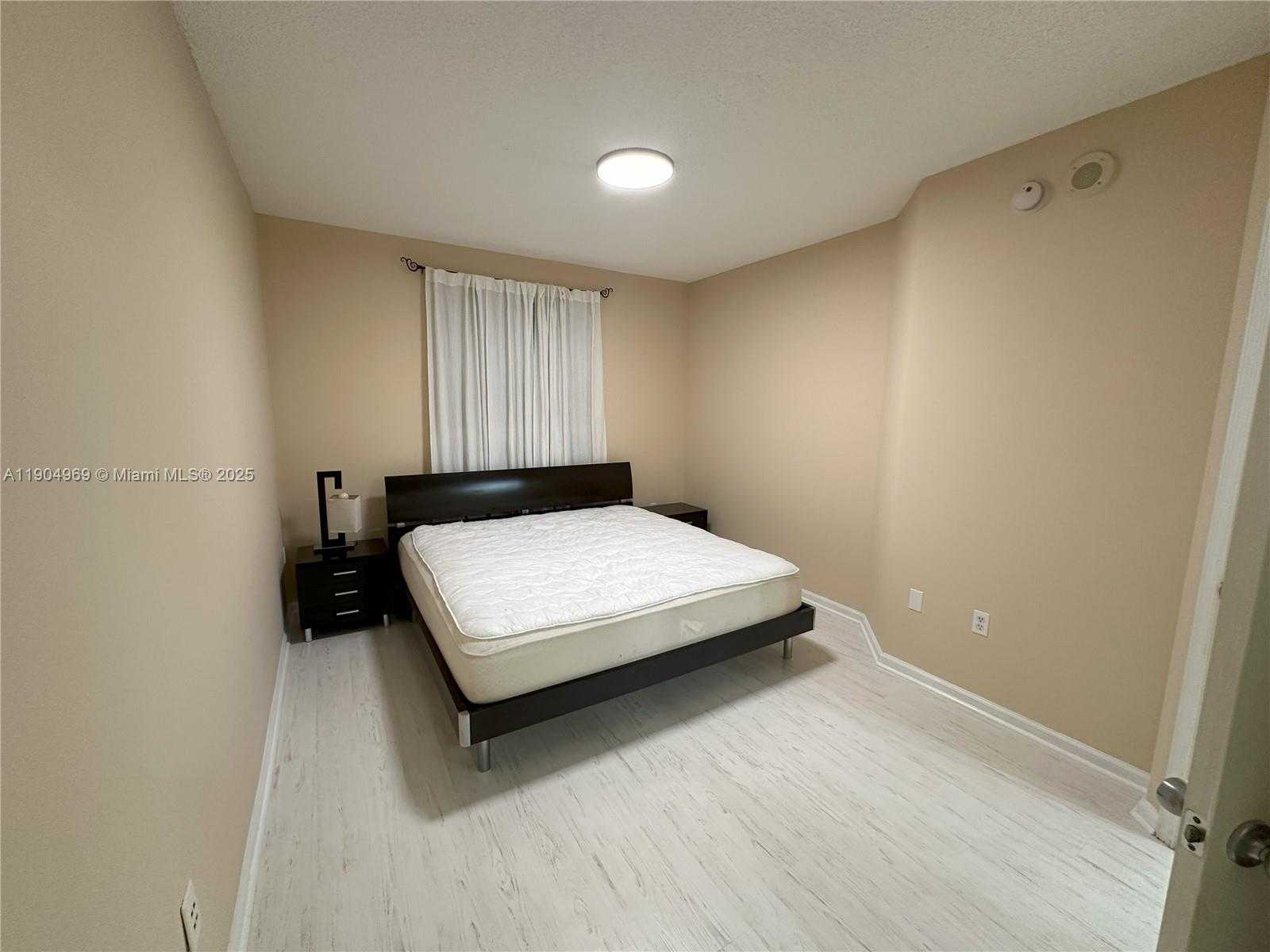 Small Image of 17150 NORTH BAY RD #2122, Sunny Isles Beach Number 12