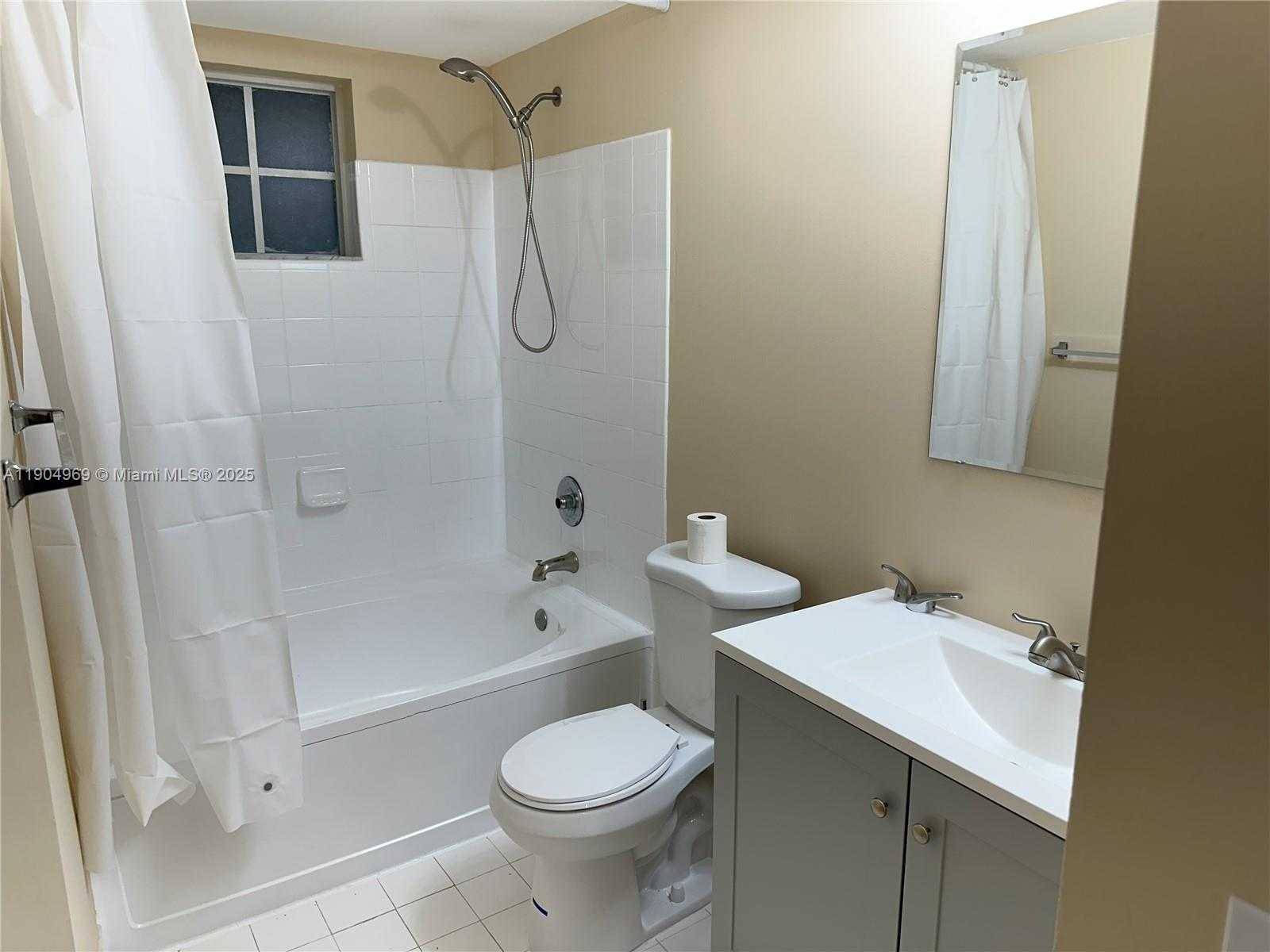 Small Image of 17150 NORTH BAY RD #2122, Sunny Isles Beach Number 17