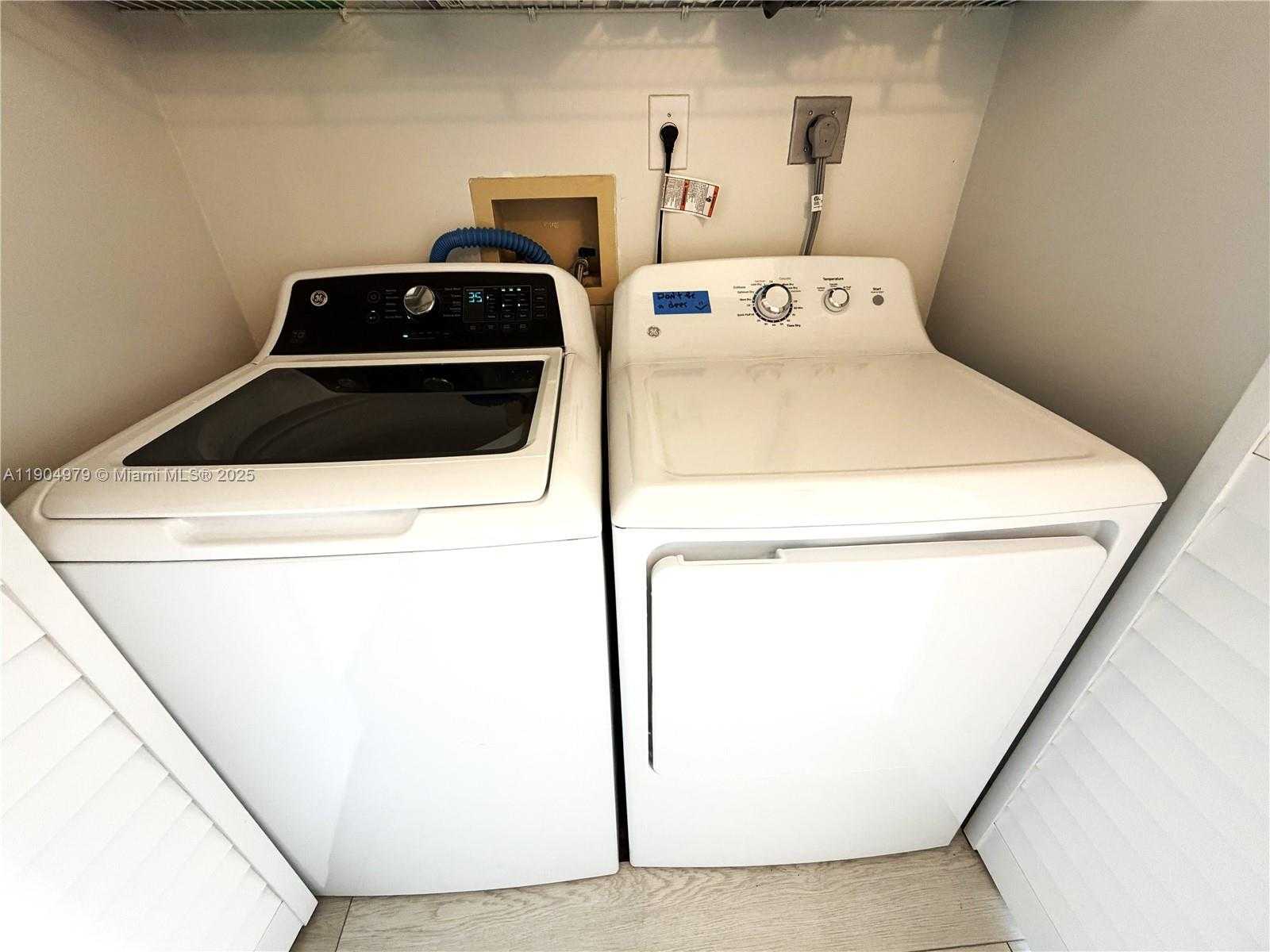 Small Image of 19701 EAST COUNTRY CLUB DR #5601, Aventura Number 12