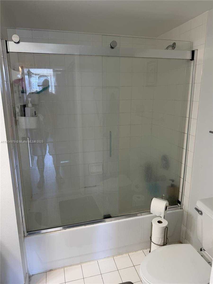 Small Image of 19701 EAST COUNTRY CLUB DR #5601, Aventura Number 13