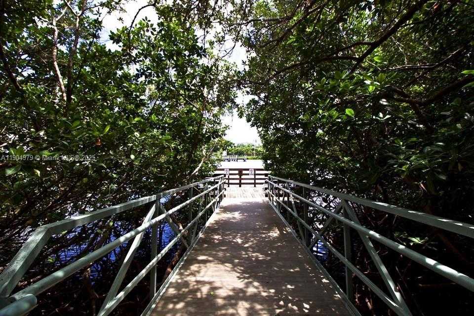 Small Image of 19701 EAST COUNTRY CLUB DR #5601, Aventura Number 19