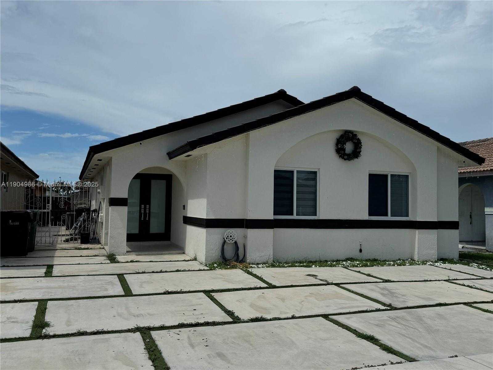 Small Image of 2875 WEST 72ND TER, Hialeah Number 41