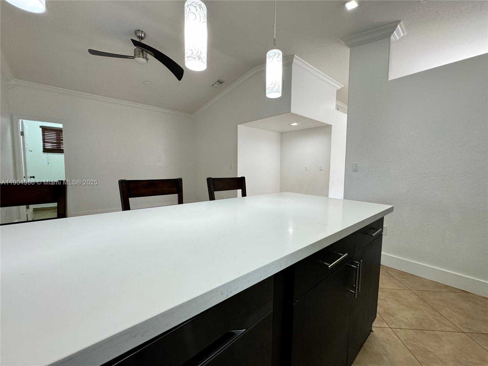 Small Image of 2875 WEST 72ND TER, Hialeah Number 9