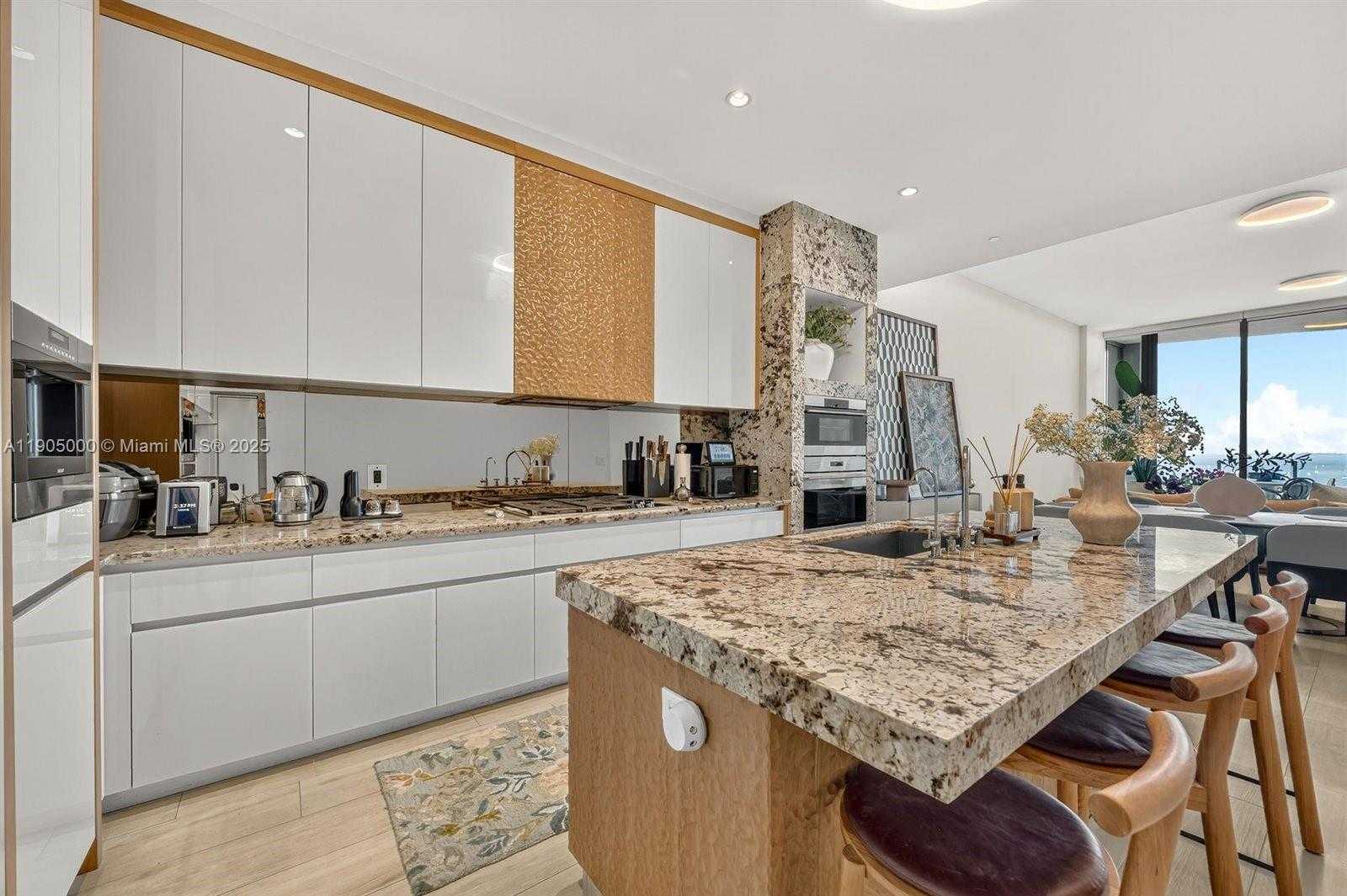 Small Image of 2821 SOUTH BAYSHORE DR #11B, Miami Number 8