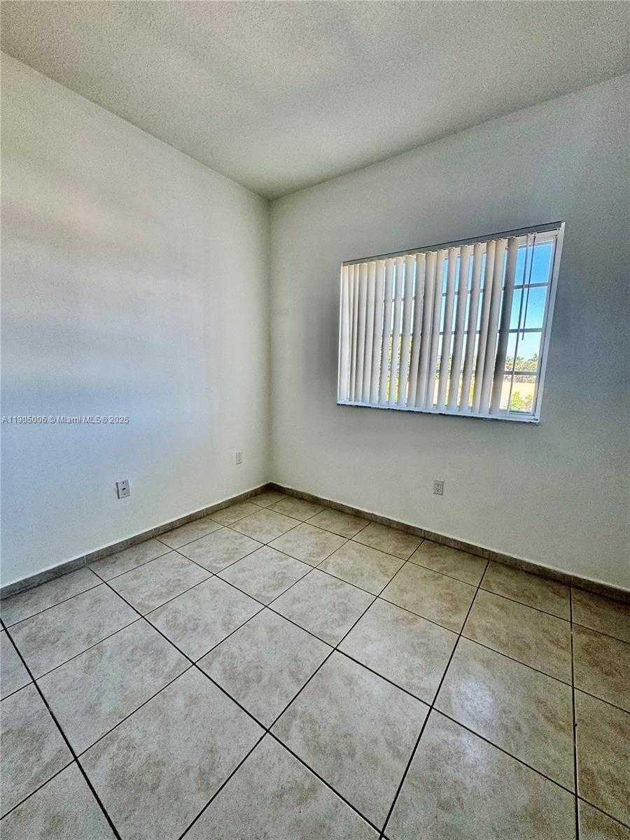 Small Image of 7330 NORTH WEST 114TH AVE #311-5, Doral Number 11