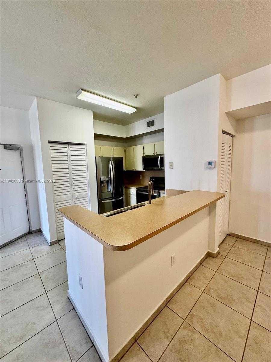 Small Image of 7330 NORTH WEST 114TH AVE #311-5, Doral Number 30
