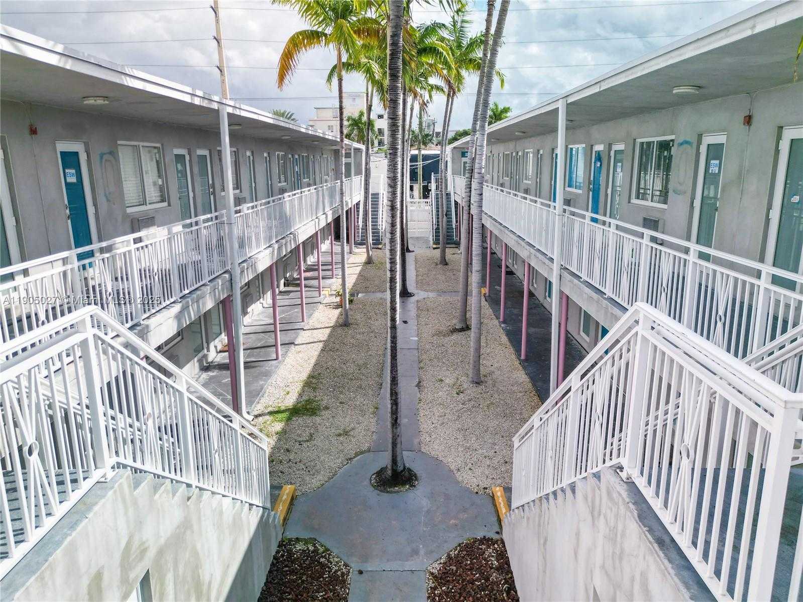 Small Image of 7435 HARDING AVE #204A, Miami Beach Number 10