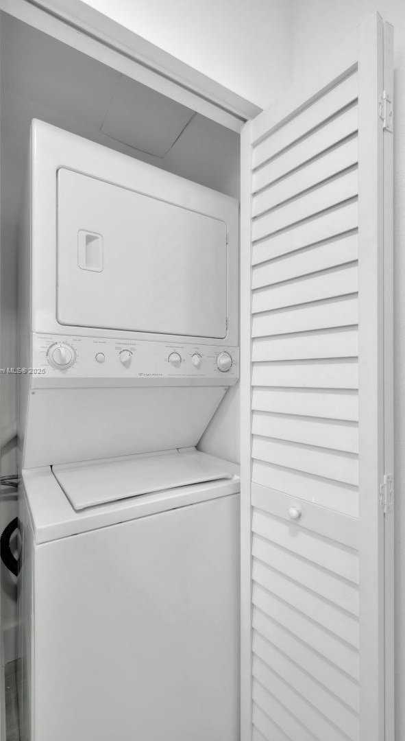 Small Image of 4964 NORTH WEST 48TH WAY, Tamarac Number 4