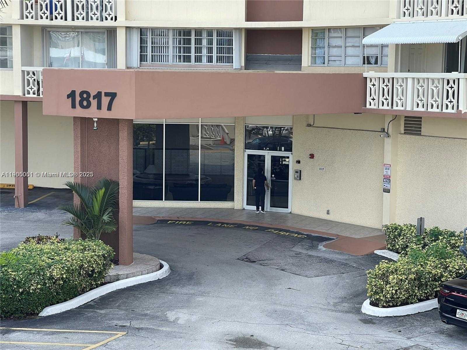 Small Image of 1817 SOUTH OCEAN DR #922, Hallandale Beach Number 19