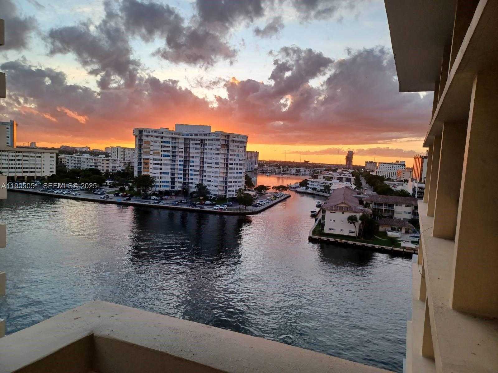 Small Image of 1817 SOUTH OCEAN DR #922, Hallandale Beach Number 26