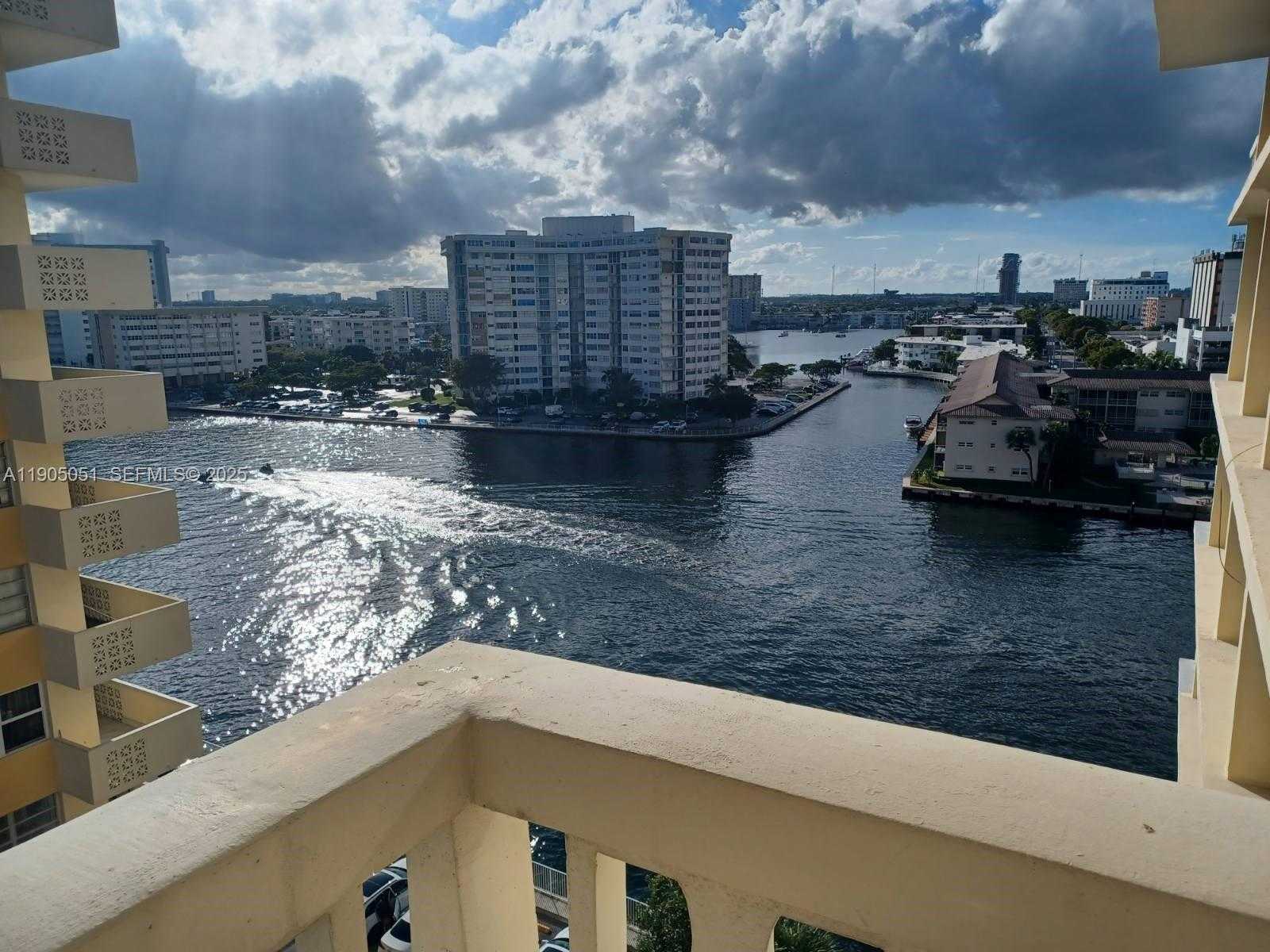 Small Image of 1817 SOUTH OCEAN DR #922, Hallandale Beach Number 28