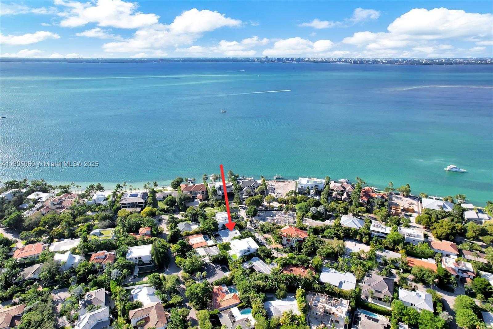 Small Image of 397 HARBOR CT, Key Biscayne Number 40