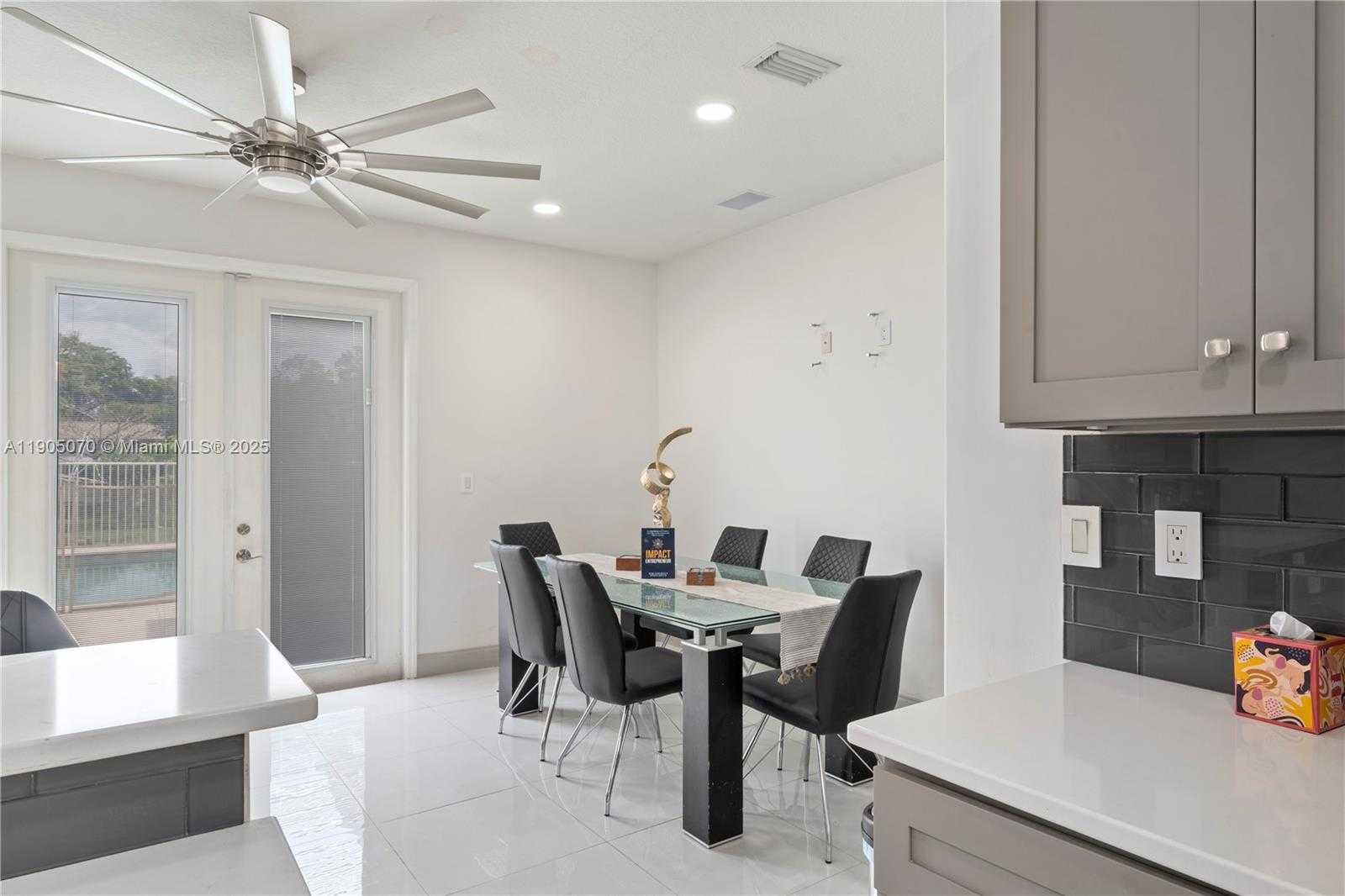 Small Image of 17125 NORTH 35TH PL N, Loxahatchee Number 14